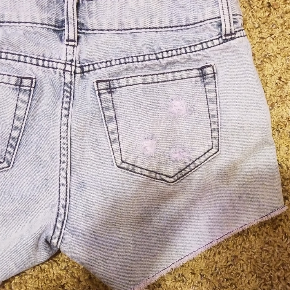 Lavender shorts - Picture 4 of 4